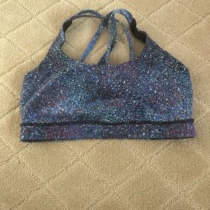 Lululemon sports bra